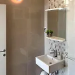 Lägenhet 1 Bedroom Lovely In Podgora (Split-Dalmatia)