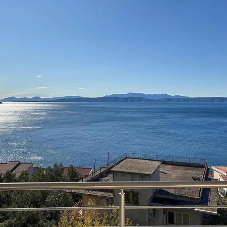 1 Bedroom Lovely In * Podgora (Split-Dalmatia)